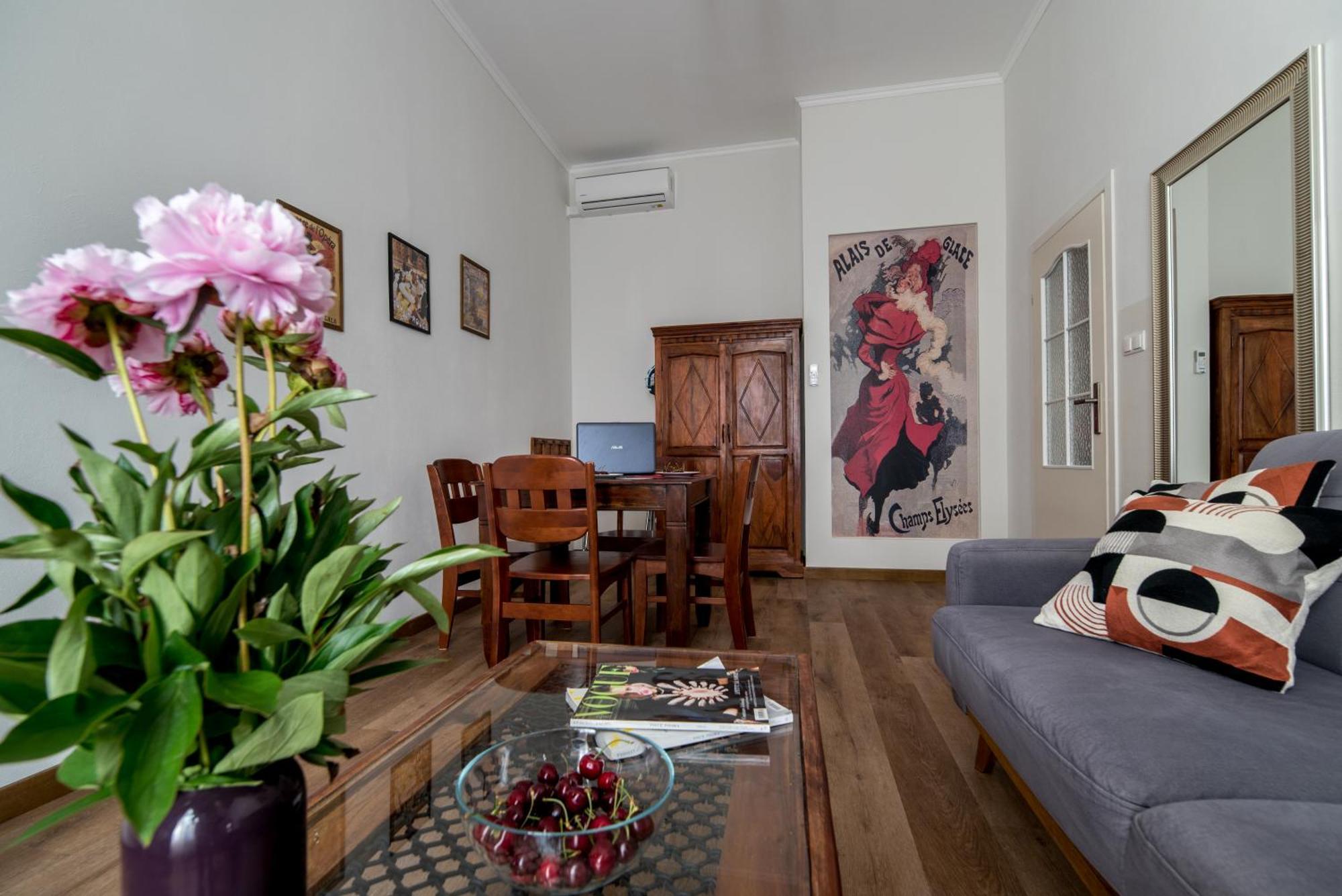 Behappy Apartment